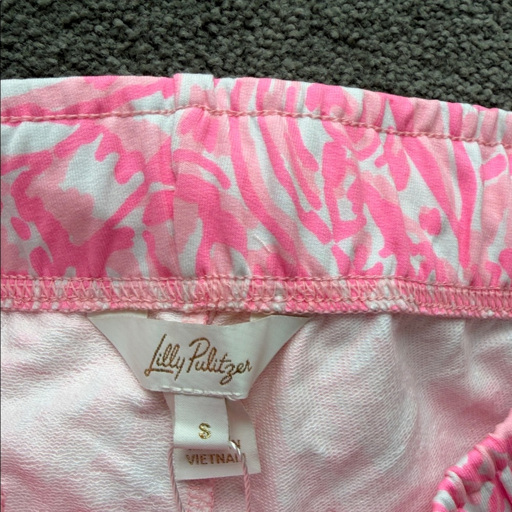 Lilly Pulitzer Kylar Pelican Pink Shorts - Picture 4 of 6